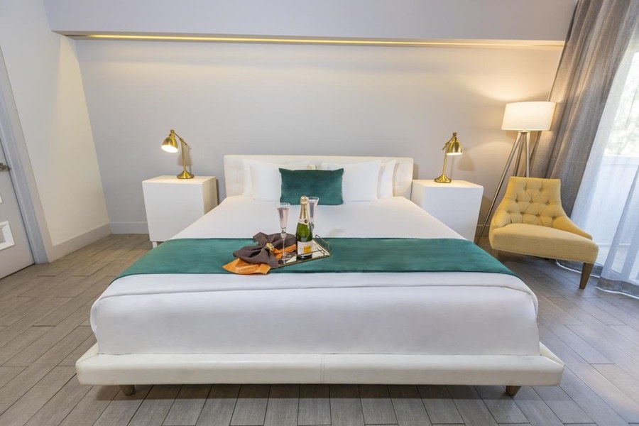 RIVIERA SOUTH BEACH