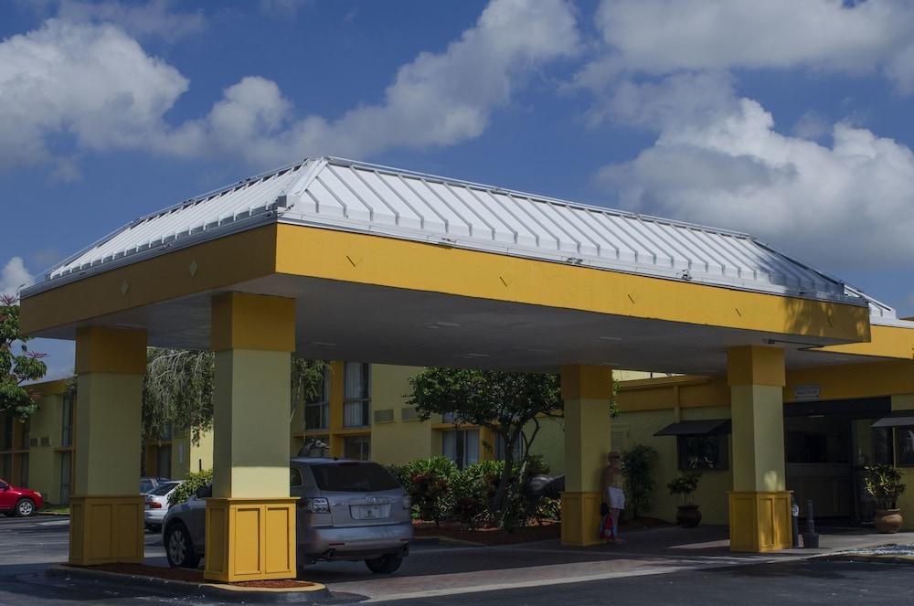 FLORIDIAN EXPRESS photo 3