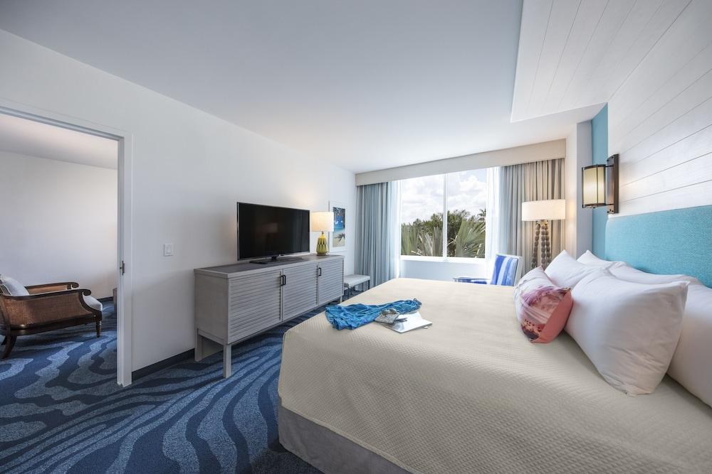 UNIVERSAL'S LOEWS SAPPHIRE FALLS RESORT photo 3