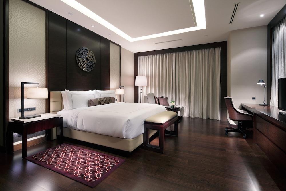 FAIRMONT JAKARTA HOTEL photo 4