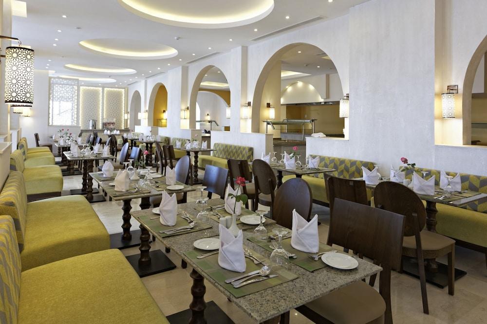 ROYAL STAR BEACH RESORT photo 4