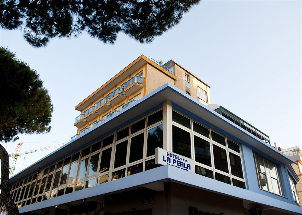 HOTEL LA PERLA photo 3