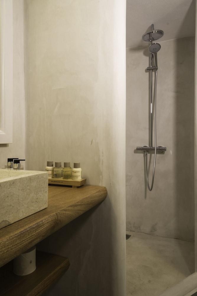 AQUA LUXURY SUITES photo 4