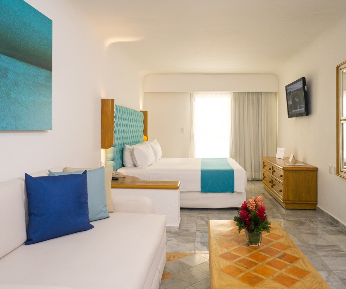 SUNSET MARINA RESORT & YATCH CLUB photo 1