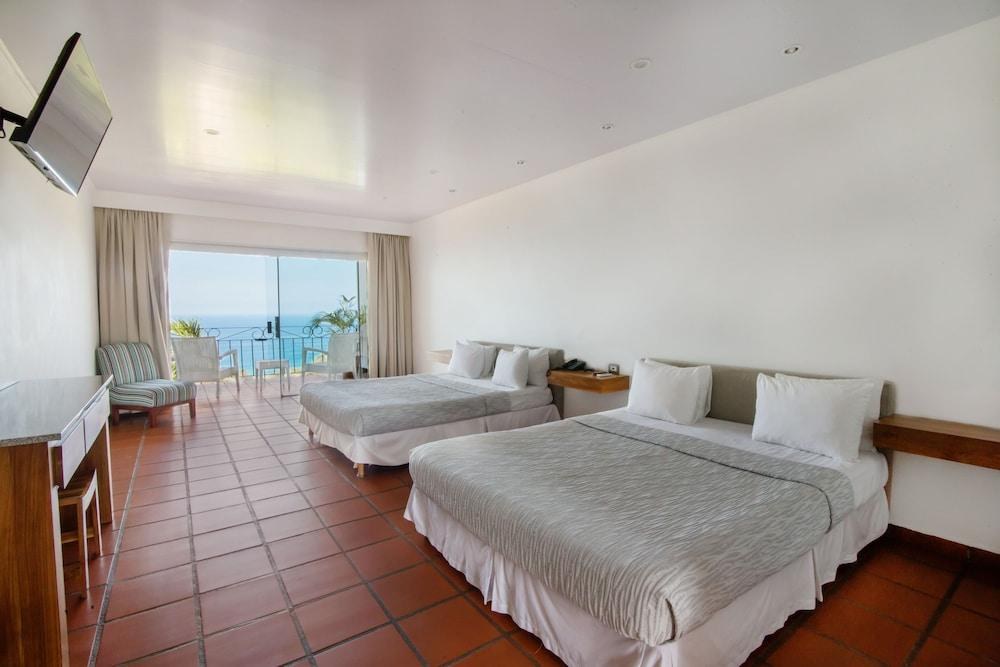 HOTEL LA MARIPOSA photo 2