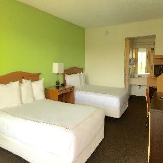 Roomba Inn & Suites photo 3
