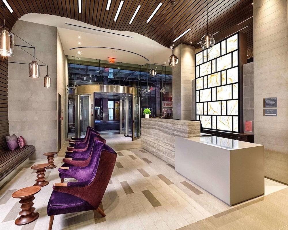 Hilton Garden Inn New York Times Square North photo 3