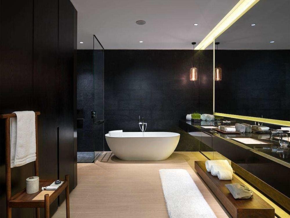 TEMPLE HOUSE photo 4
