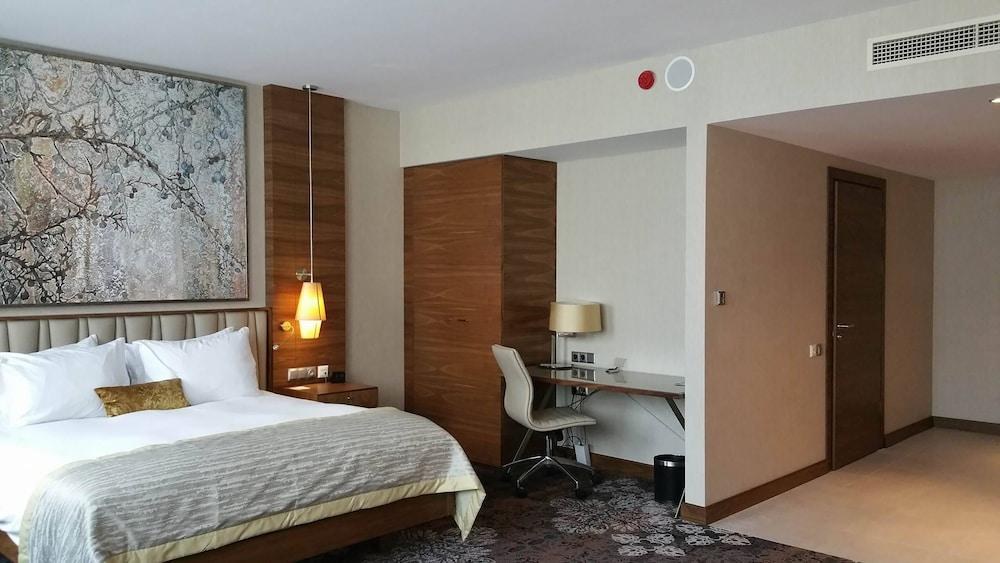 Doubletree By Hilton Htl Convt Ctr
