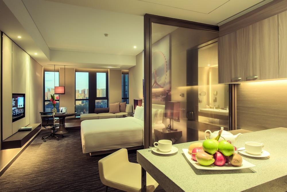 Pan Pacific photo 2