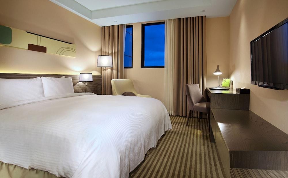 Two Tails Hotel Luzhou photo 4