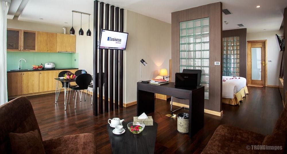Parkside Sunline Hotel photo 3