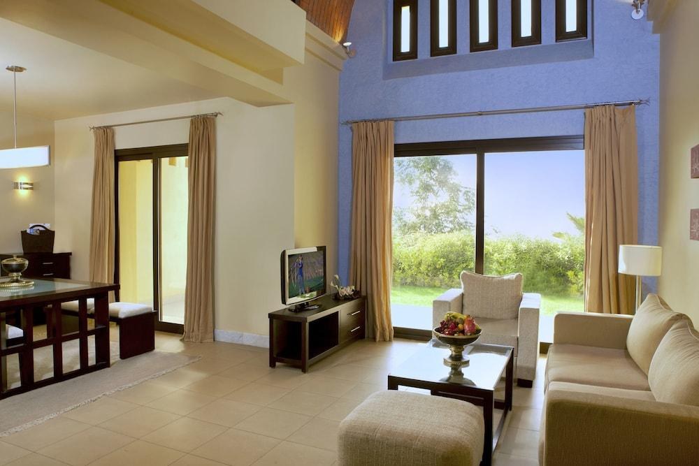 THE COVE ROTANA RESORT photo 2