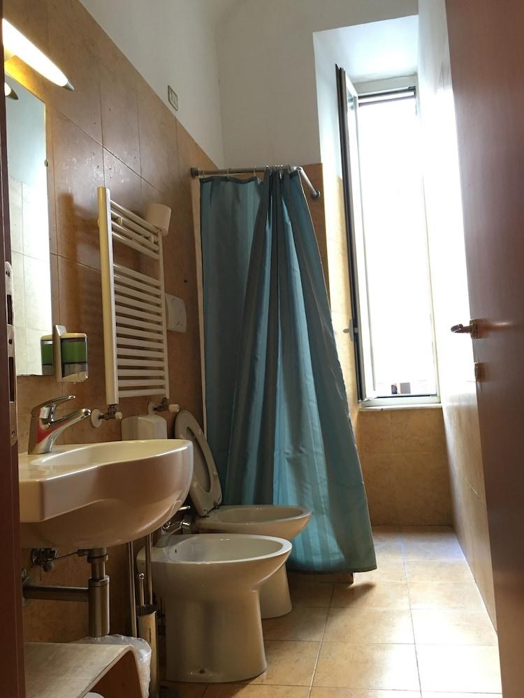 BOLOGNESE photo 3