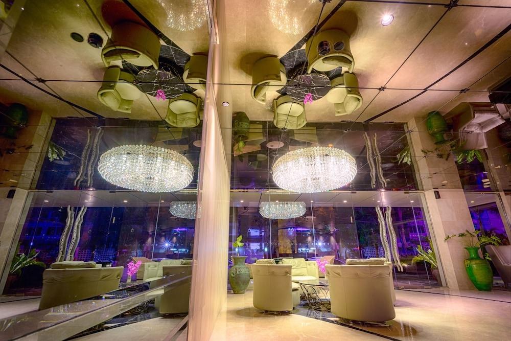 The Sanctuary Phratamnak Hotel Pattaya photo 4