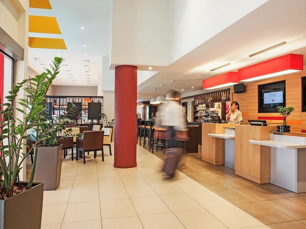 IBIS BARCELONA MOLLET photo 3