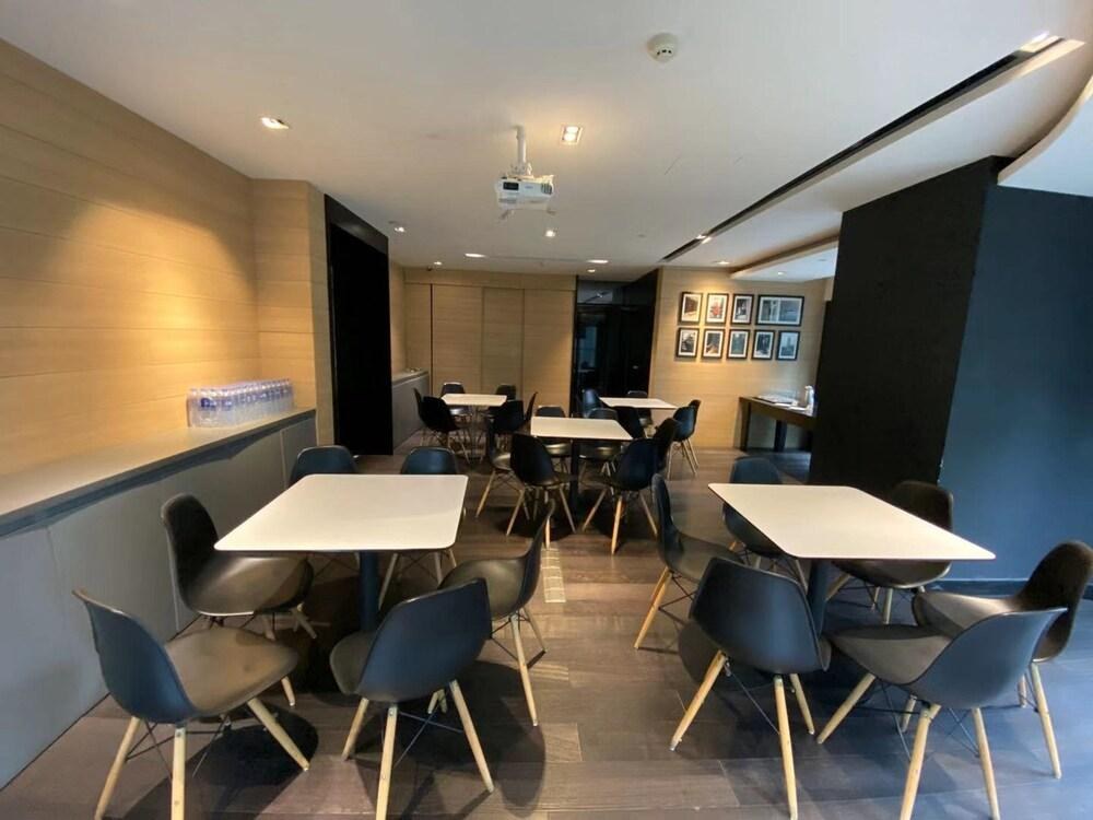 Citadines South Chengdu photo 3