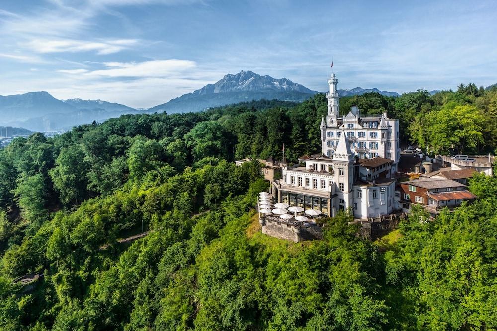CHATEAU GUETSCH