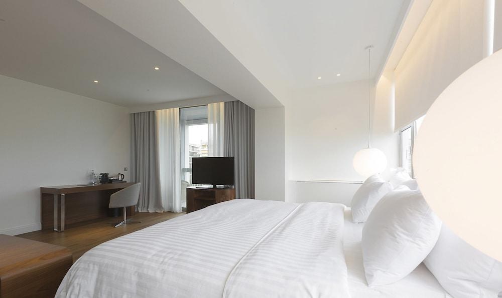 MAKEDONIA PALACE photo 3