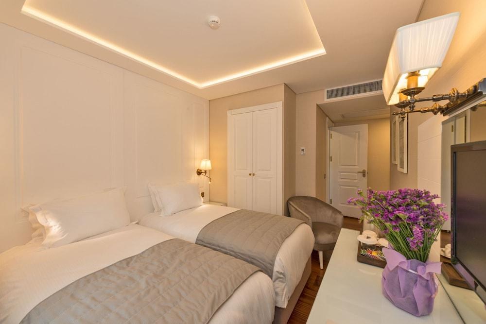 ADA KARAKOY photo 4