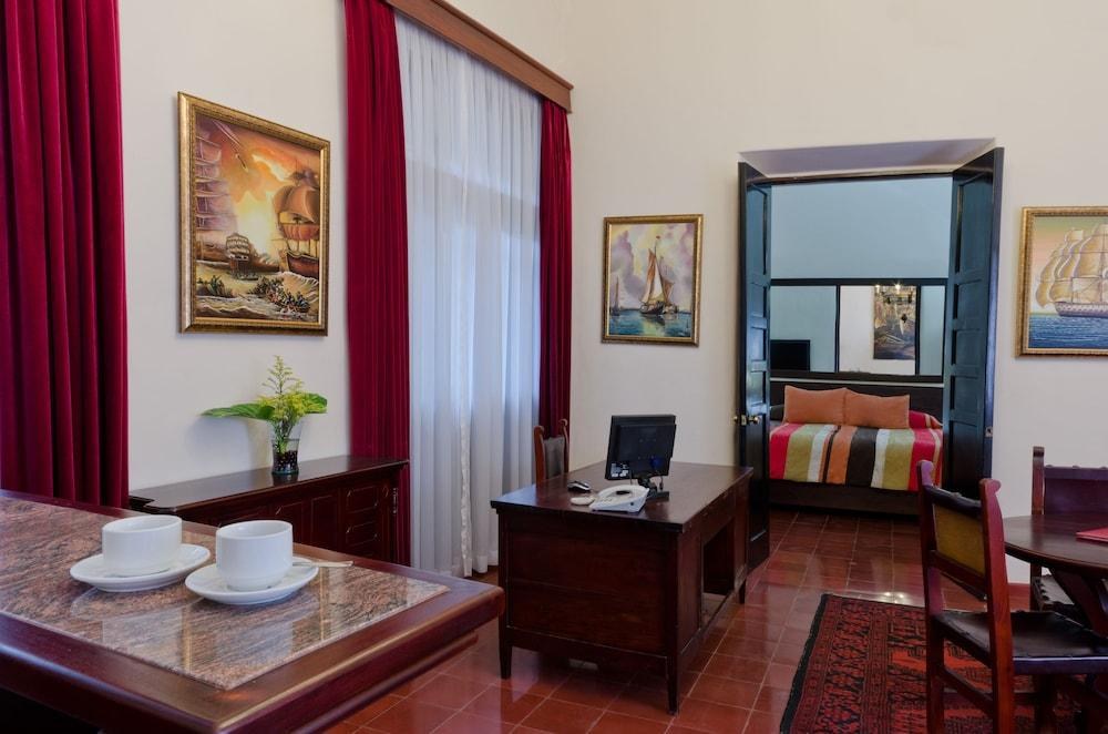 Palacio Boutique photo 3