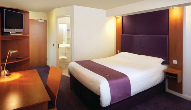 Premier Inn Premier Inn London Hammersmith - Ravenscourt Park photo 1