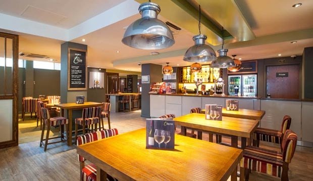 Premier Inn Premier Inn London Hammersmith - Ravenscourt Park photo 3