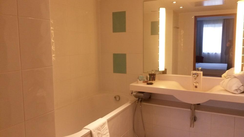 Novotel London Greenwich photo 2