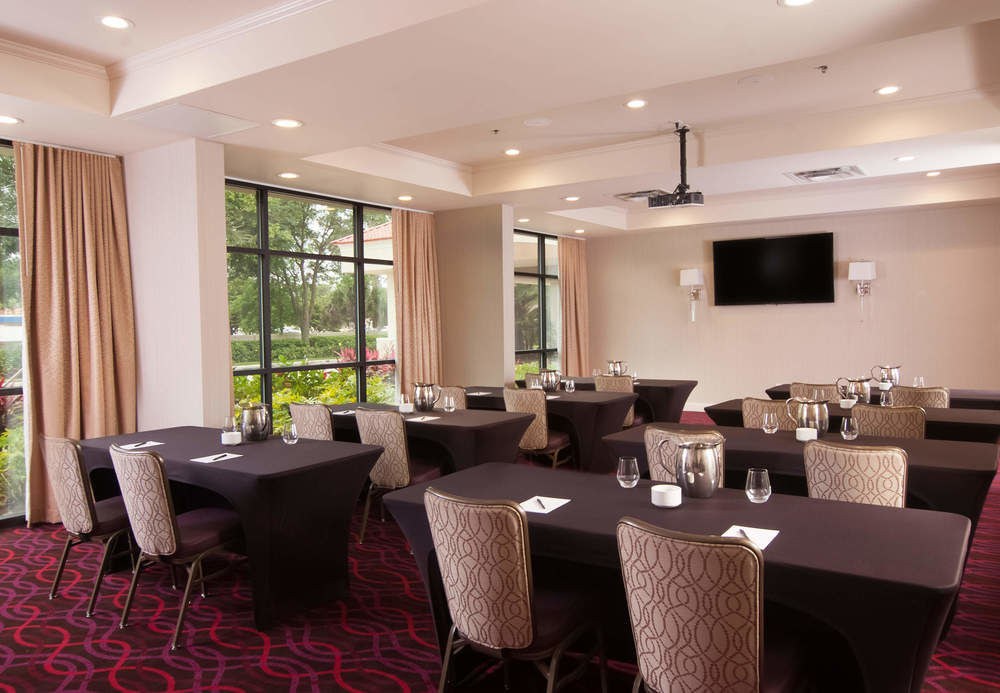 DELTA HOTELS ORLANDO LAKE BUENA VISTA photo 2