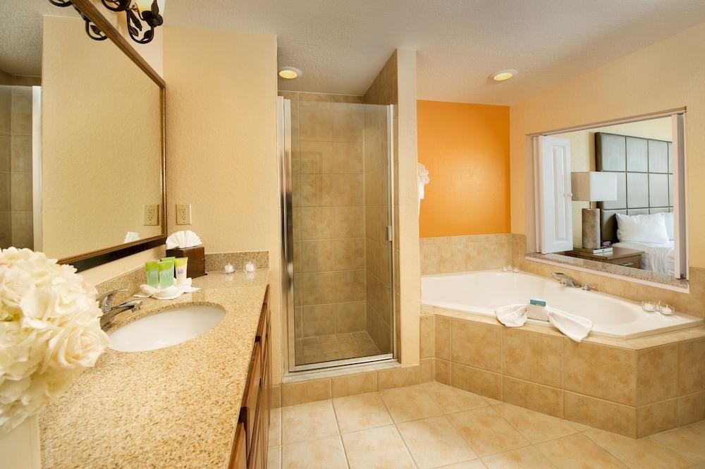 FLORIDAYS RESORT photo 3