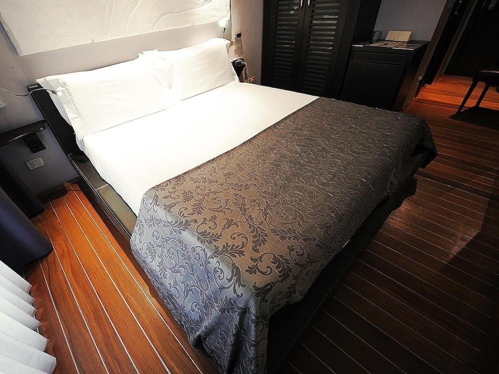 BORGHESE PALACE ART HOTEL photo 4