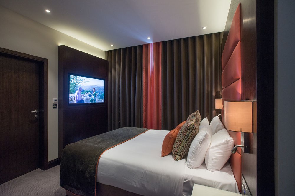 ST. GEORGE'S HOTEL WEMBLEY photo 3
