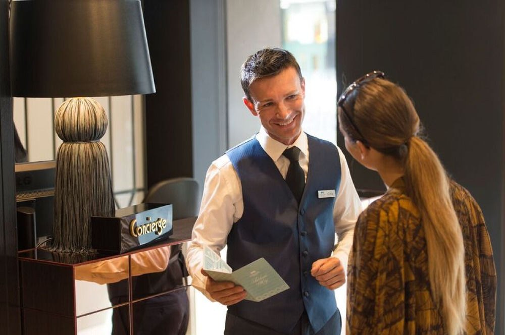 MAYFAIR HOTEL ADELAIDE