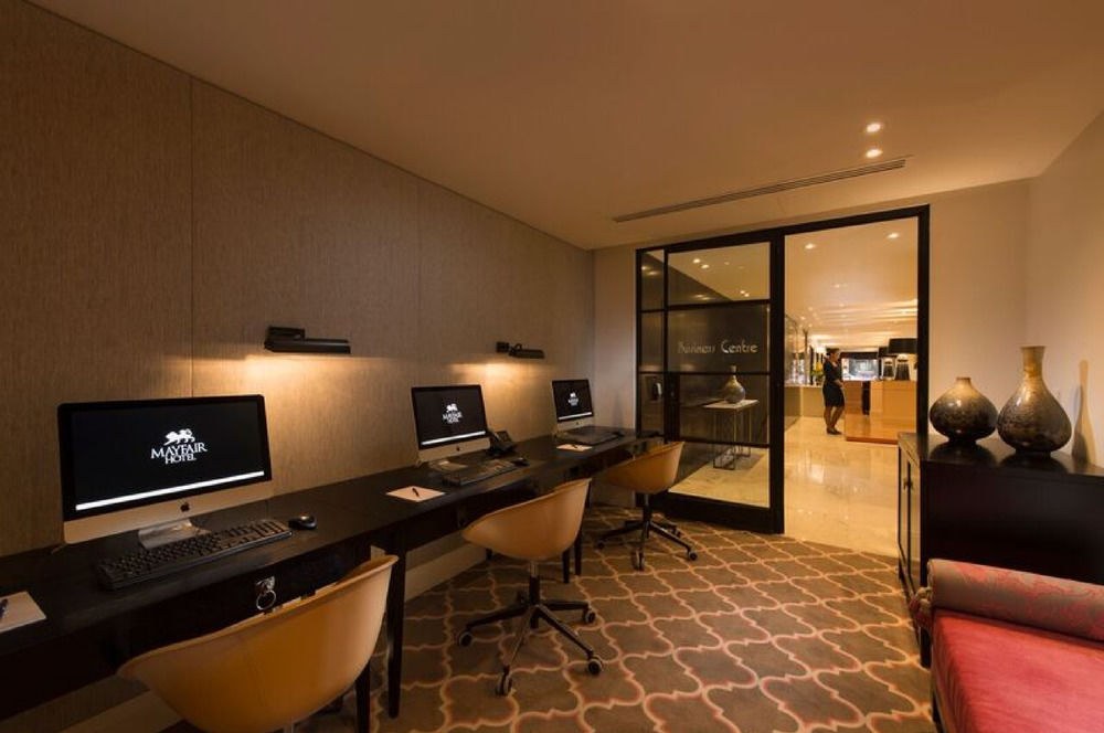 MAYFAIR HOTEL ADELAIDE photo 1