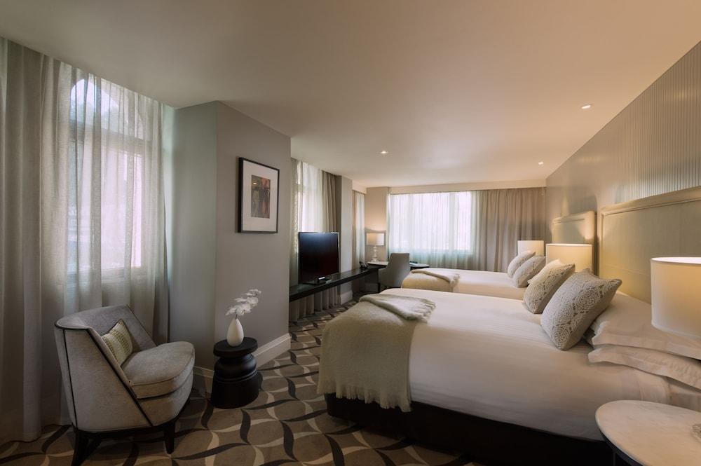 MAYFAIR HOTEL ADELAIDE photo 2