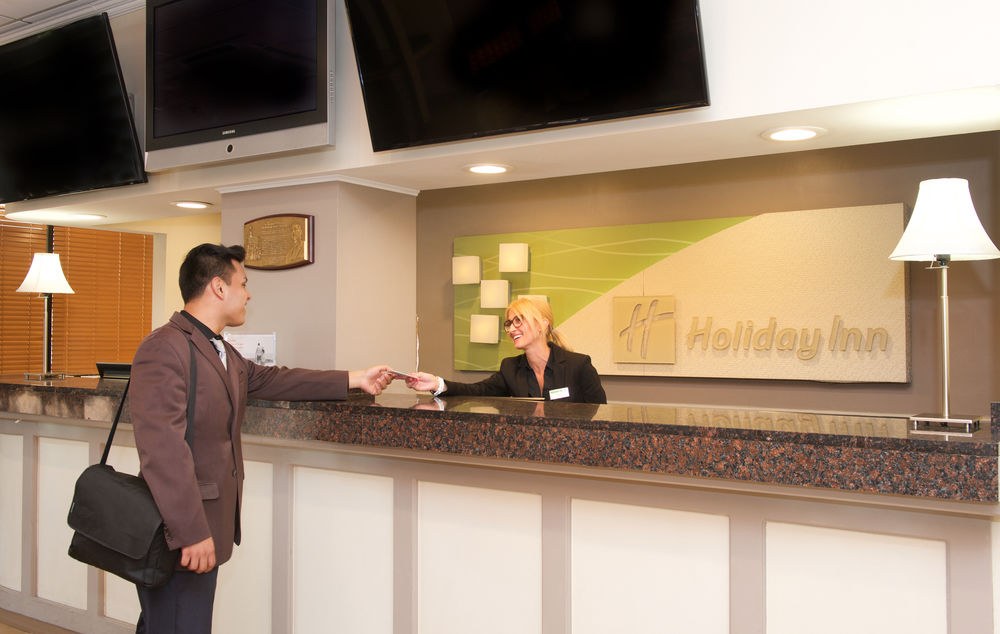 Holiday Inn and Suites Chicago Downtown photo 1
