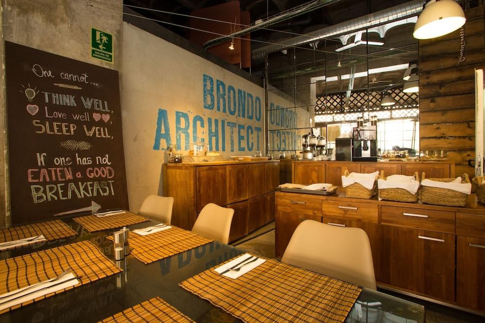HOTEL BRONDO ARCHITECT photo 2