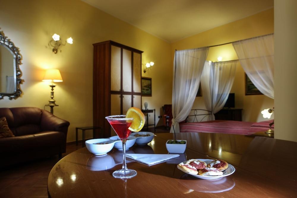 Grand Hotel Capodimonte photo 4