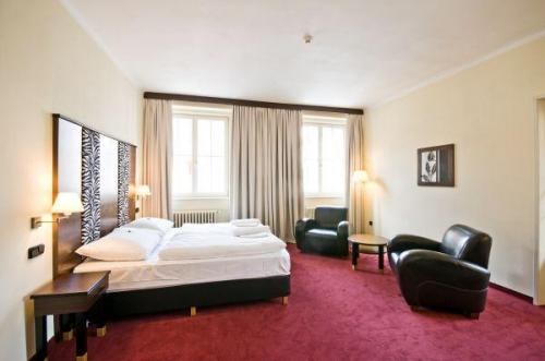 NARODNY DOM HOTEL photo 1