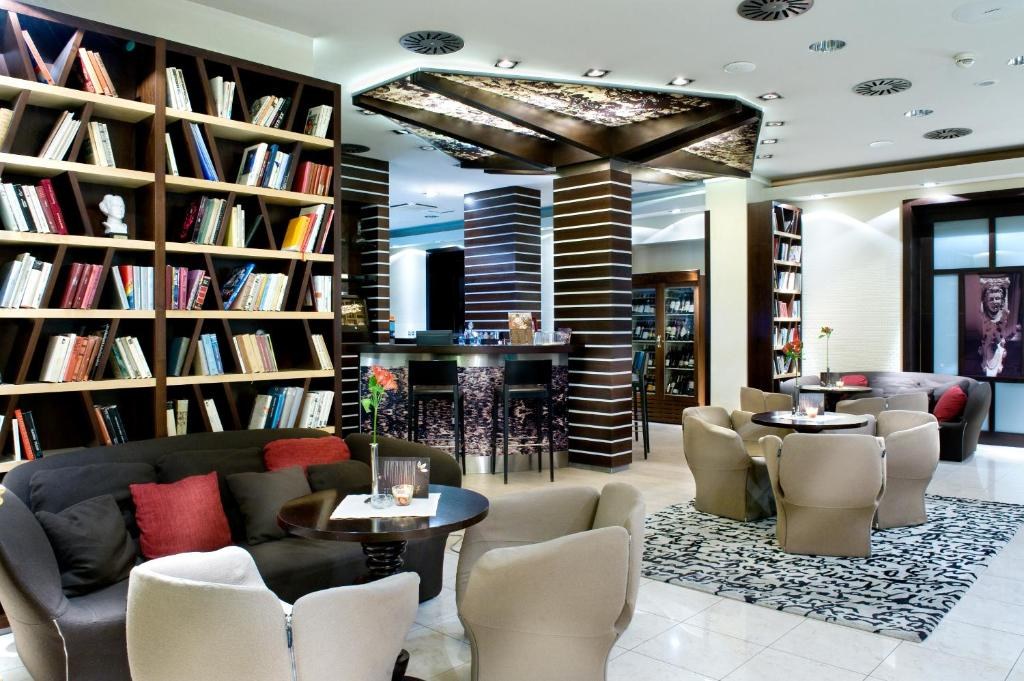 DUBNA SKALA HOTEL ZILINA photo 2