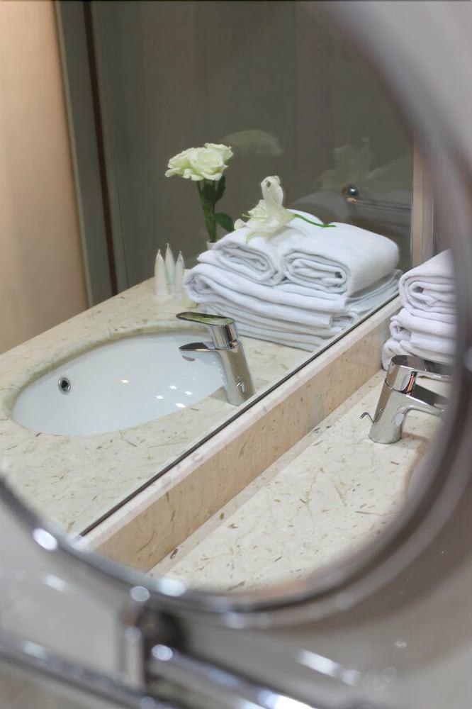 PLAZA HOTEL ALEXANDRIA photo 2