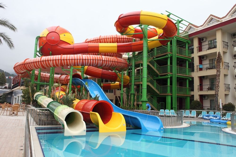 Crystal Aura Beach Resort & Spa