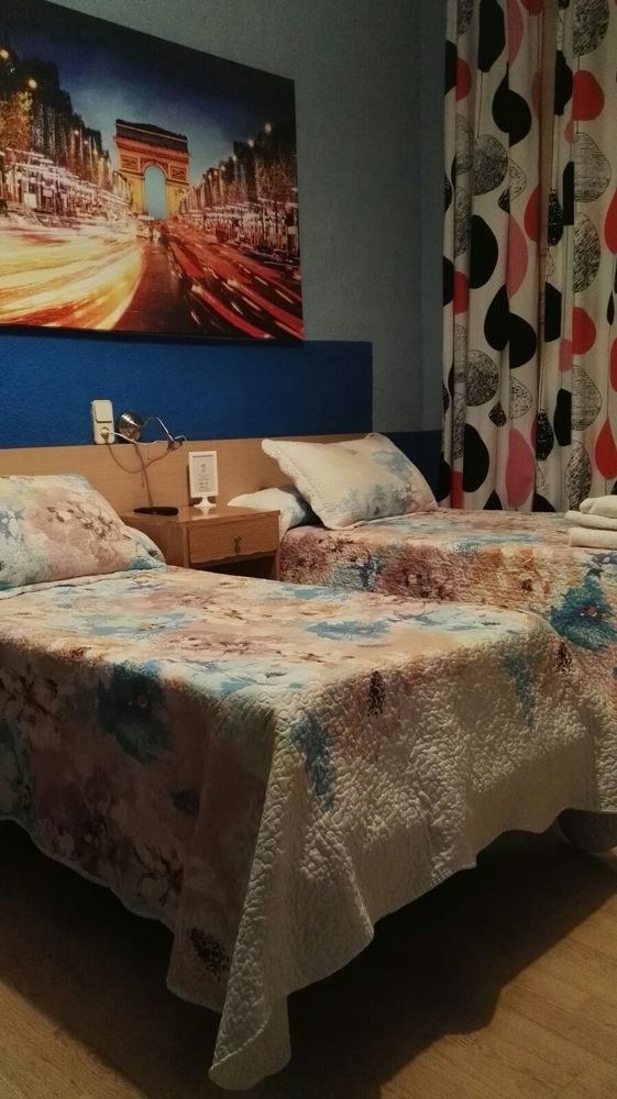 Hostal Alicante photo 4