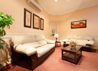 HOSTAL CONDESTABLE photo 3