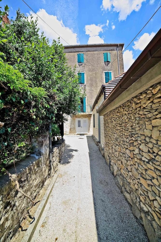 GARDEN APARTMENT HOTEL photo 4