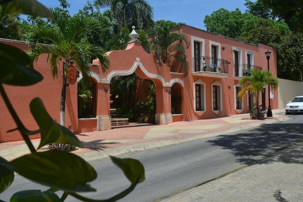 HACIENDA SAN MIGUEL HOTEL & SUITES photo 2