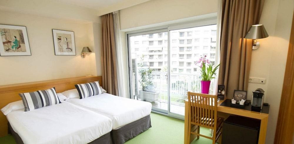 Zaragoza Plaza Hotel photo 2