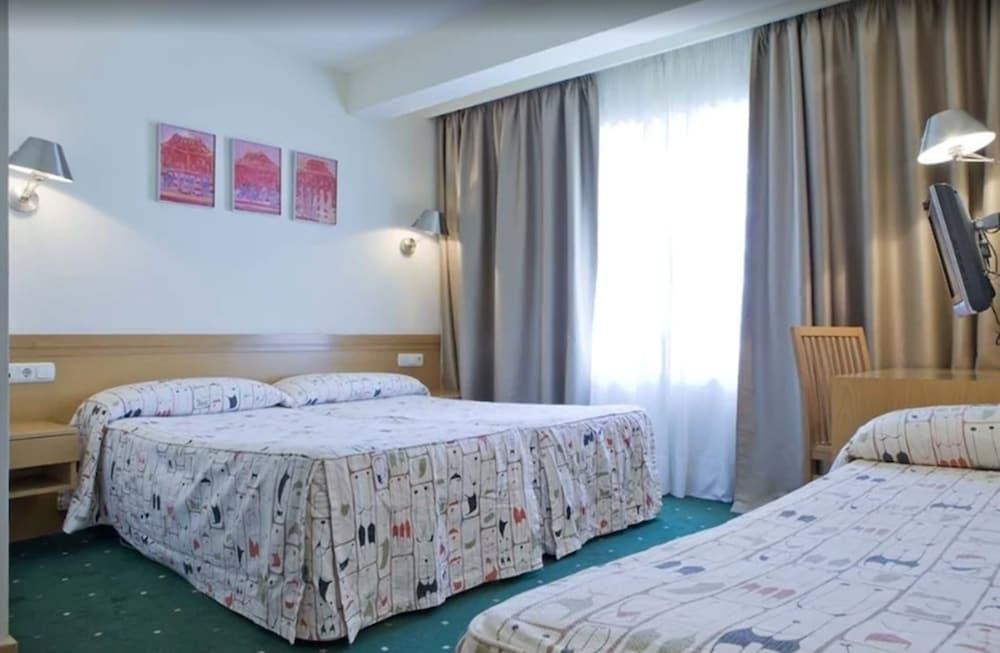 Zaragoza Plaza Hotel photo 4