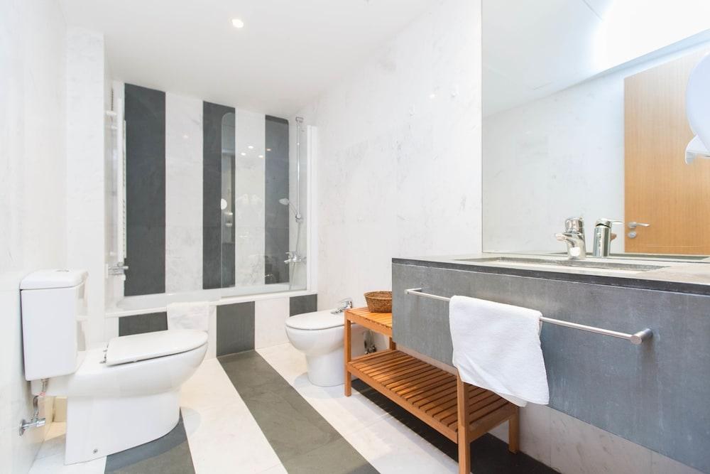 AinB Sagrada Familia Apartments photo 2