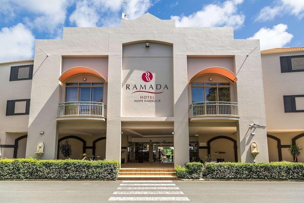 RAMADA BY WYNDHAM HOPE HARBOUR photo 4